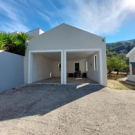 Moschatella House - 3 Double Ensuites Σπίτι διακοπών Kardhakáta