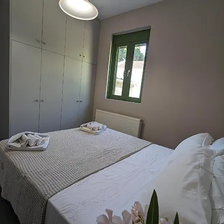 Moschatella House - 3 Double Ensuites Holiday home *