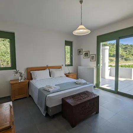 Moschatella House - 3 Double Ensuites Hébergement de vacances Kardhakáta